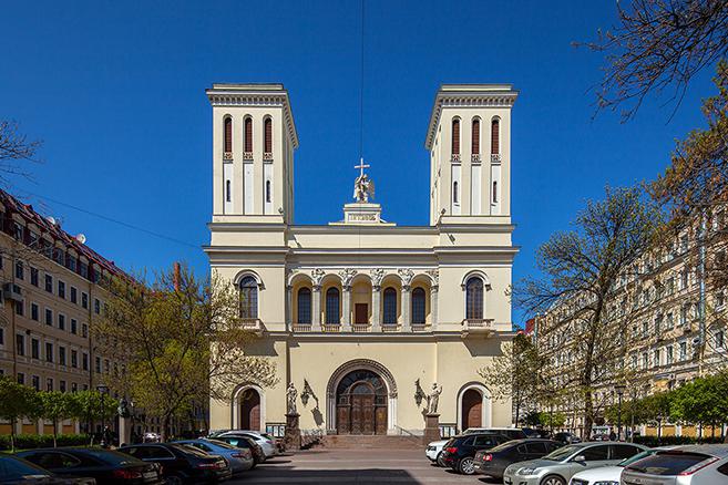 лютеранська церква в Санкт Петербурзі