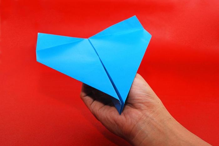Як робити паперові літачки? покрокове керівництво