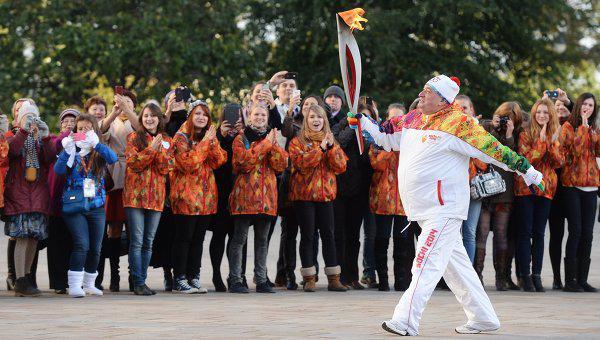 Шаварш Карапетян олімпійський вогонь