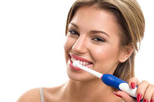 Електрична зубна щітка Braun Oral-B 5000: опис, особливості, характеристики і відгуки